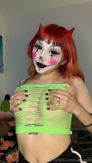 Spooky Smut OnlyFans Leaked Free Thumbnail Picture - #UfKtUt4n8q