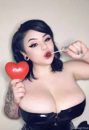 SpookyGirlLove OnlyFans Leaked Free Thumbnail Picture - #QxvVNw6BYZ