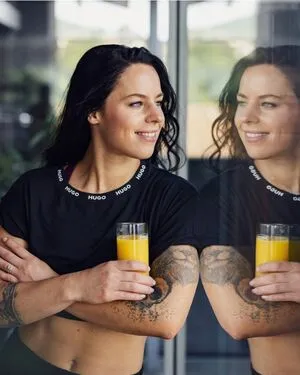 Sportlerinnen Deutsch Amp International Prominent OnlyFans Leaked Free Thumbnail Picture - #EE7X3R77iw