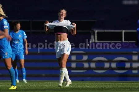Sportlerinnen Deutsch Amp International Prominent OnlyFans Leaked Free Thumbnail Picture - #Xfl911X315