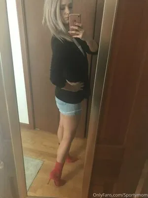 Sportywife OnlyFans Leaked Free Thumbnail Picture - #17KQVGmUNi
