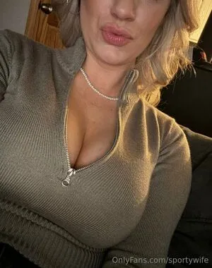 Sportywife OnlyFans Leaked Free Thumbnail Picture - #X83JdYIKpy