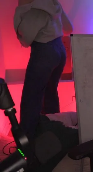 Squidinkidink OnlyFans Leaked Free Thumbnail Picture - #fDE84XClH3