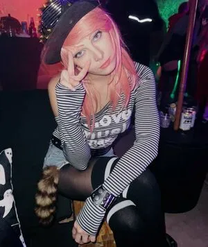 Squidney Helen OnlyFans Leaked Free Thumbnail Picture - #d2JQdKI81G