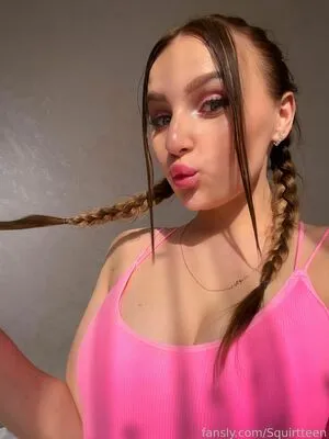 Squirtteen OnlyFans Leaked Free Thumbnail Picture - #HRTUb1SpUx