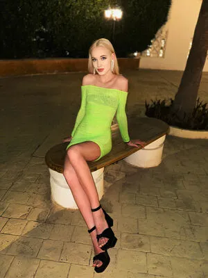 Squlrting Girl OnlyFans Leaked Free Thumbnail Picture - #2P4Q2b88Og