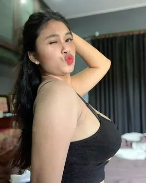 Sri Ayu Tarisa OnlyFans Leaked Free Thumbnail Picture - #EomsDuotDO