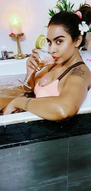 Sri Reddy OnlyFans Leaked Free Thumbnail Picture - #AWUSHuzoPl