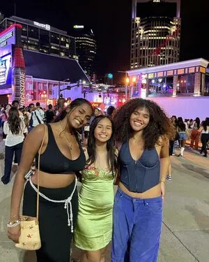 Sriya OnlyFans Leaked Free Thumbnail Picture - #3HgxOTTYlL