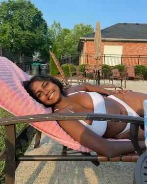 Sriya OnlyFans Leaked Free Thumbnail Picture - #PGC8gBFTan