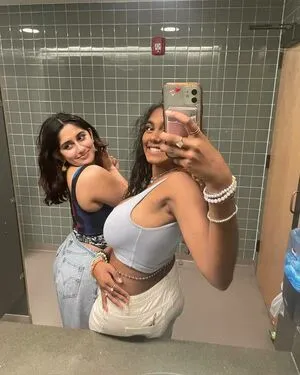 Sriya OnlyFans Leaked Free Thumbnail Picture - #aXbgd0yECW