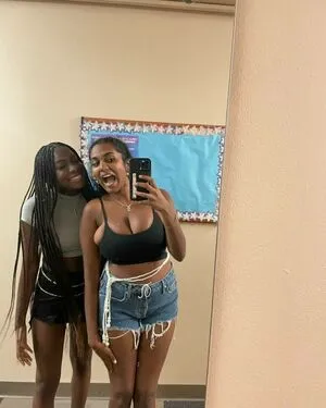 Sriya OnlyFans Leaked Free Thumbnail Picture - #leekPaSQA5