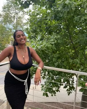 Sriya OnlyFans Leaked Free Thumbnail Picture - #ra3sEWr012