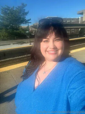 Ssbbwladyjiggles OnlyFans Leaked Free Thumbnail Picture - #LuPF88sXsZ