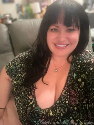 Ssbbwladyjiggles OnlyFans Leaked Free Thumbnail Picture - #vJvng8vmam