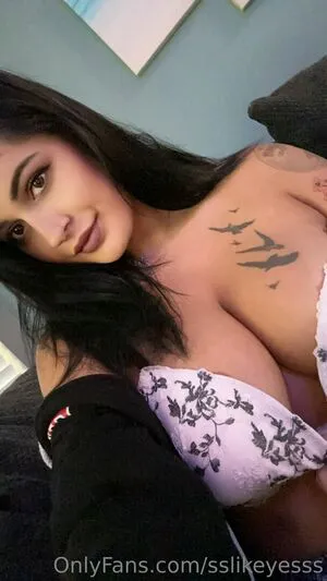 Sslikeyesss OnlyFans Leaked Free Thumbnail Picture - #i1aYXhYbGt