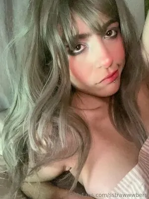 Sstrawwwberri OnlyFans Leaked Free Thumbnail Picture - #FeStcRnWQ4