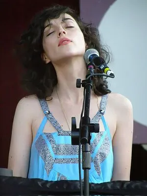 St Vincent OnlyFans Leaked Free Thumbnail Picture - #1qD0dw53mw