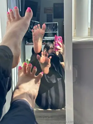 Stacisfeet OnlyFans Leaked Free Thumbnail Picture - #uguHF7exB1