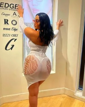 Stacy Londyn OnlyFans Leaked Free Thumbnail Picture - #27bPieDLAu