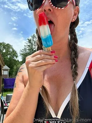 Stacys Mom OnlyFans Leaked Free Thumbnail Picture - #cn9feSkN0i