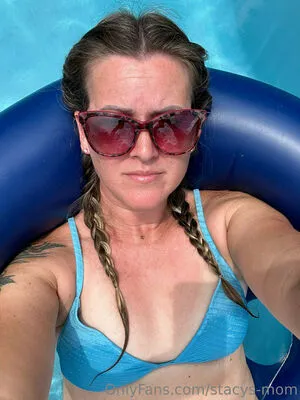 Stacys Mom OnlyFans Leaked Free Thumbnail Picture - #meuBkLjVKg