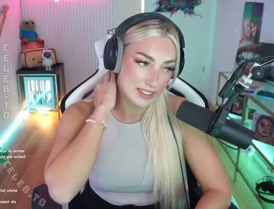 Starletnova OnlyFans Leaked Free Thumbnail Picture - #ki6udr6MEp