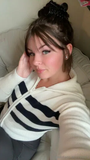 Starrs OnlyFans Leaked Free Thumbnail Picture - #4ZKW3HV176