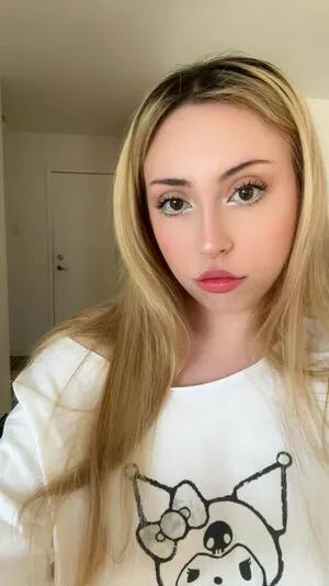 Starsanrio OnlyFans Leaked Free Thumbnail Picture - #4MwEDzXCDR