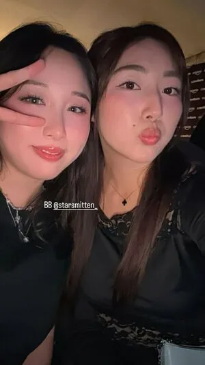 Starsmitten OnlyFans Leaked Free Thumbnail Picture - #6qB5Udyjuk