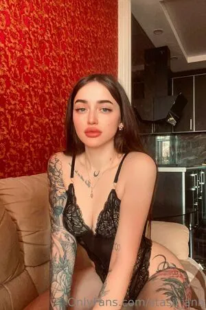 Stasii Ann OnlyFans Leaked Free Thumbnail Picture - #bDwuH2368x