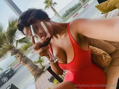 Stefani OnlyFans Leaked Free Thumbnail Picture - #UmMV45AvMi