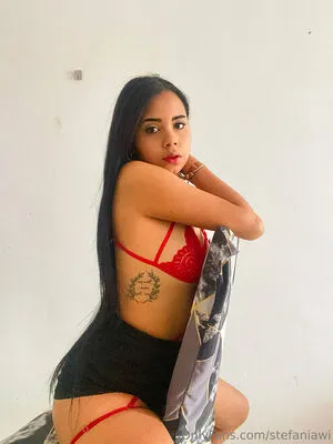 Stefaniaqos OnlyFans Leaked Free Thumbnail Picture - #xICnBmTVEF