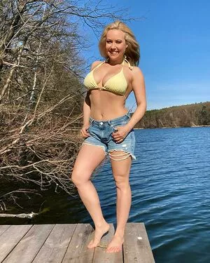 Steffi Landerer OnlyFans Leaked Free Thumbnail Picture - #3UdUQYL0CL