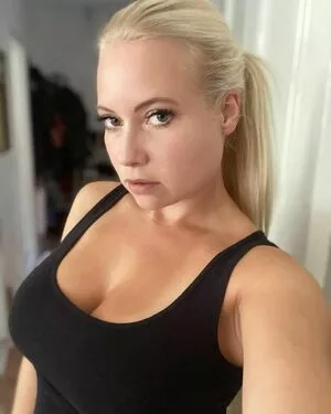 Steffi Landerer OnlyFans Leaked Free Thumbnail Picture - #7aW3y9mqAB
