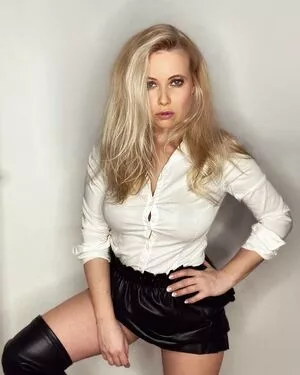 Steffi Landerer OnlyFans Leaked Free Thumbnail Picture - #8MIW8KUDQ1