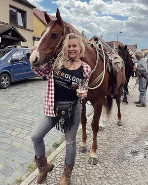 Steffi Landerer OnlyFans Leaked Free Thumbnail Picture - #kdqU9Ychig