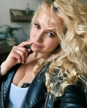 Steffi Landerer OnlyFans Leaked Free Thumbnail Picture - #qSM3ONXSBo