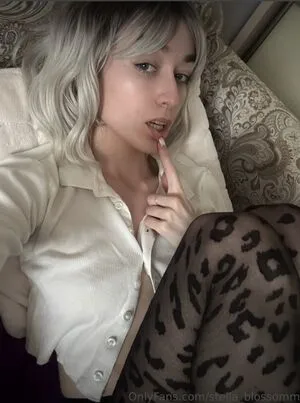 Stella Blossomm OnlyFans Leaked Free Thumbnail Picture - #xp9EEr8Ofb