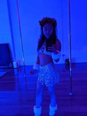 Stella Chung OnlyFans Leaked Free Thumbnail Picture - #s0sjmbttr9