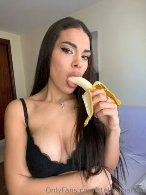 Stella Marlow OnlyFans Leaked Free Thumbnail Picture - #UsuW65a1AB