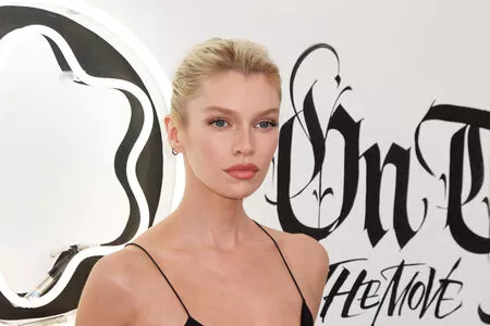 Stella Maxwell OnlyFans Leaked Free Thumbnail Picture - #1R1gJQ3vET
