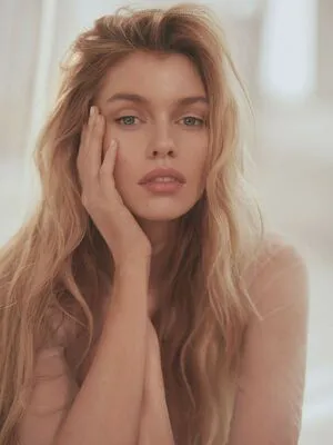 Stella Maxwell OnlyFans Leaked Free Thumbnail Picture - #Da8oL2Lmc4