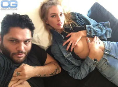 Stella Maxwell OnlyFans Leaked Free Thumbnail Picture - #Kmjx7sA5tj