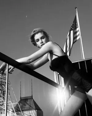 Stella Maxwell OnlyFans Leaked Free Thumbnail Picture - #N7E0h93ghp