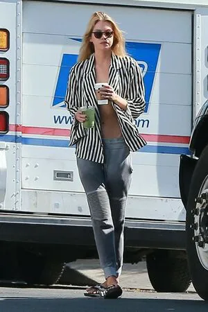 Stella Maxwell OnlyFans Leaked Free Thumbnail Picture - #QtdqcYbY3u
