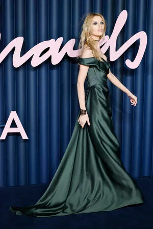 Stella Maxwell OnlyFans Leaked Free Thumbnail Picture - #VRGgPbpfsN