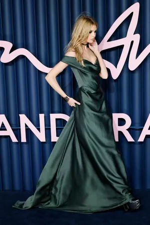 Stella Maxwell OnlyFans Leaked Free Thumbnail Picture - #XulxBNmlHO