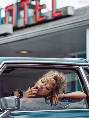 Stella Maxwell OnlyFans Leaked Free Thumbnail Picture - #eh7StxBDhY