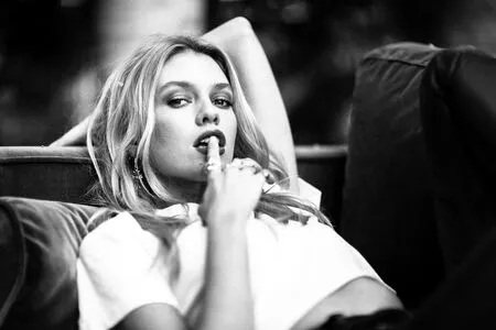 Stella Maxwell OnlyFans Leaked Free Thumbnail Picture - #oZcPLPX6sl